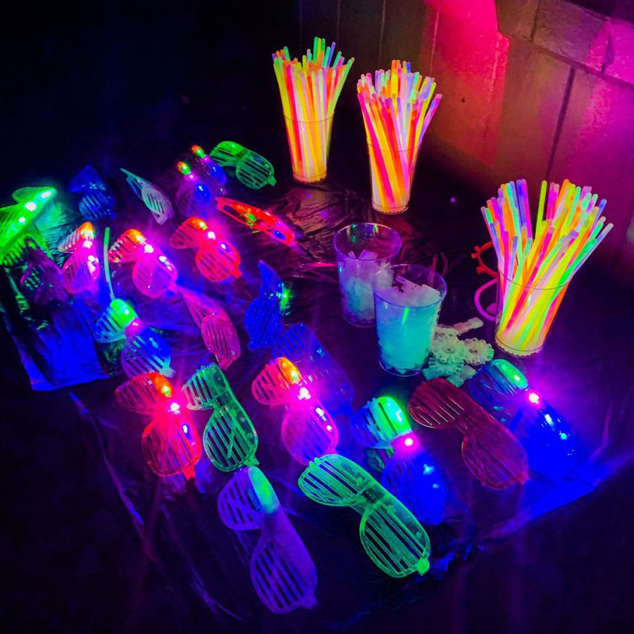 cool glow in the dark party ideas